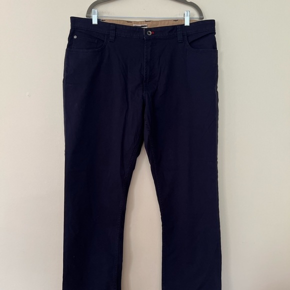 4/$25 IZOD Mens Stretch Twill Pants Straight Fit  Weekender Navy sz 38X30 Casual - Picture 16 of 16